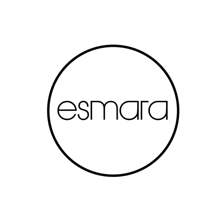 <h3><span style="color:#000000"><strong>Esmara</strong></span></h3>